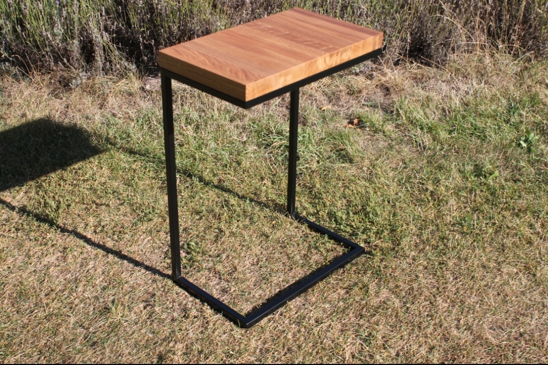 Staliukas prie lovos